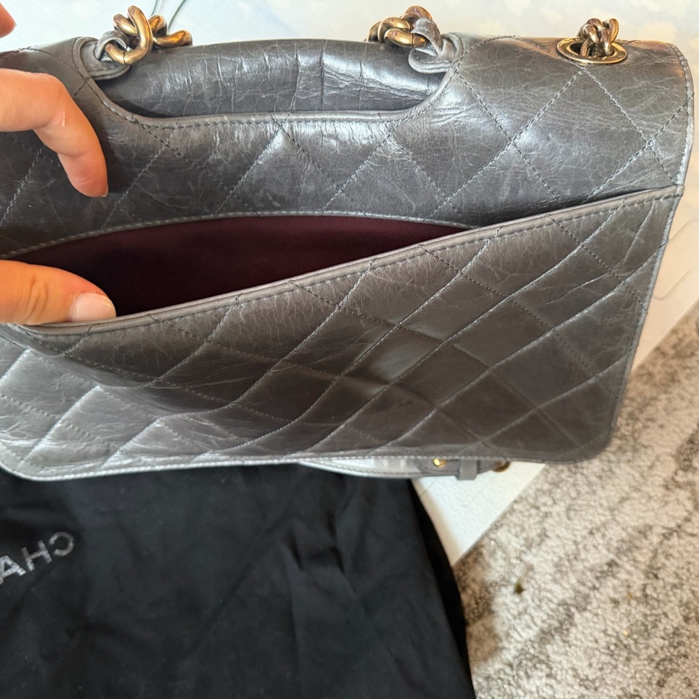 SOLD!!! Chanel Gray Quilted Leather Shoulder Bag - Picture 7 of 14
